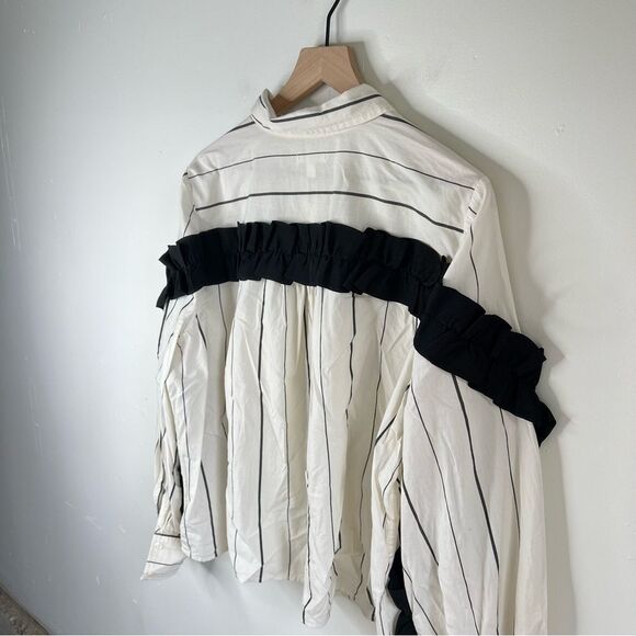 BP White and Black Striped Shirt with Ruffle Sleeves size XL - Picture 7 of 8